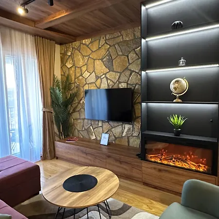 Royal Gardens Lux 743 * Zlatibor