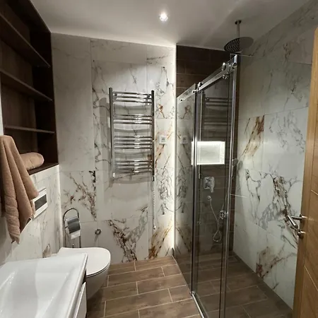 Apartman Royal Gardens Lux 743