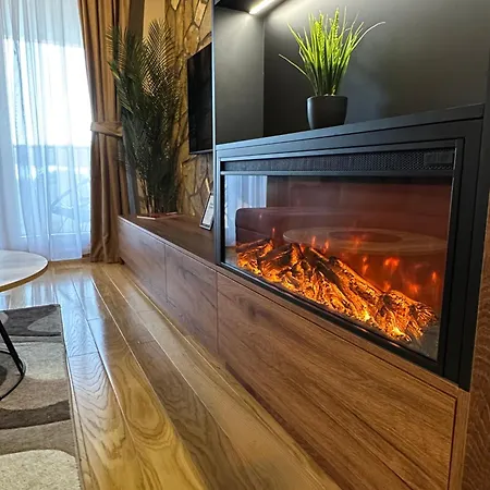 Daire Royal Gardens Lux 743 *