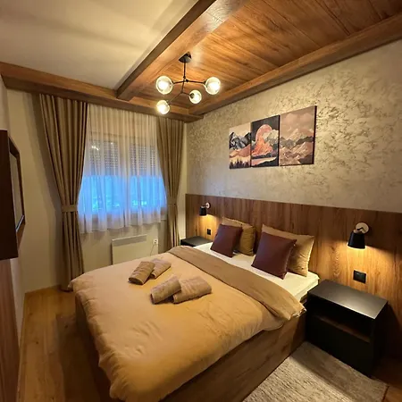 Royal Gardens Lux 743 Daire